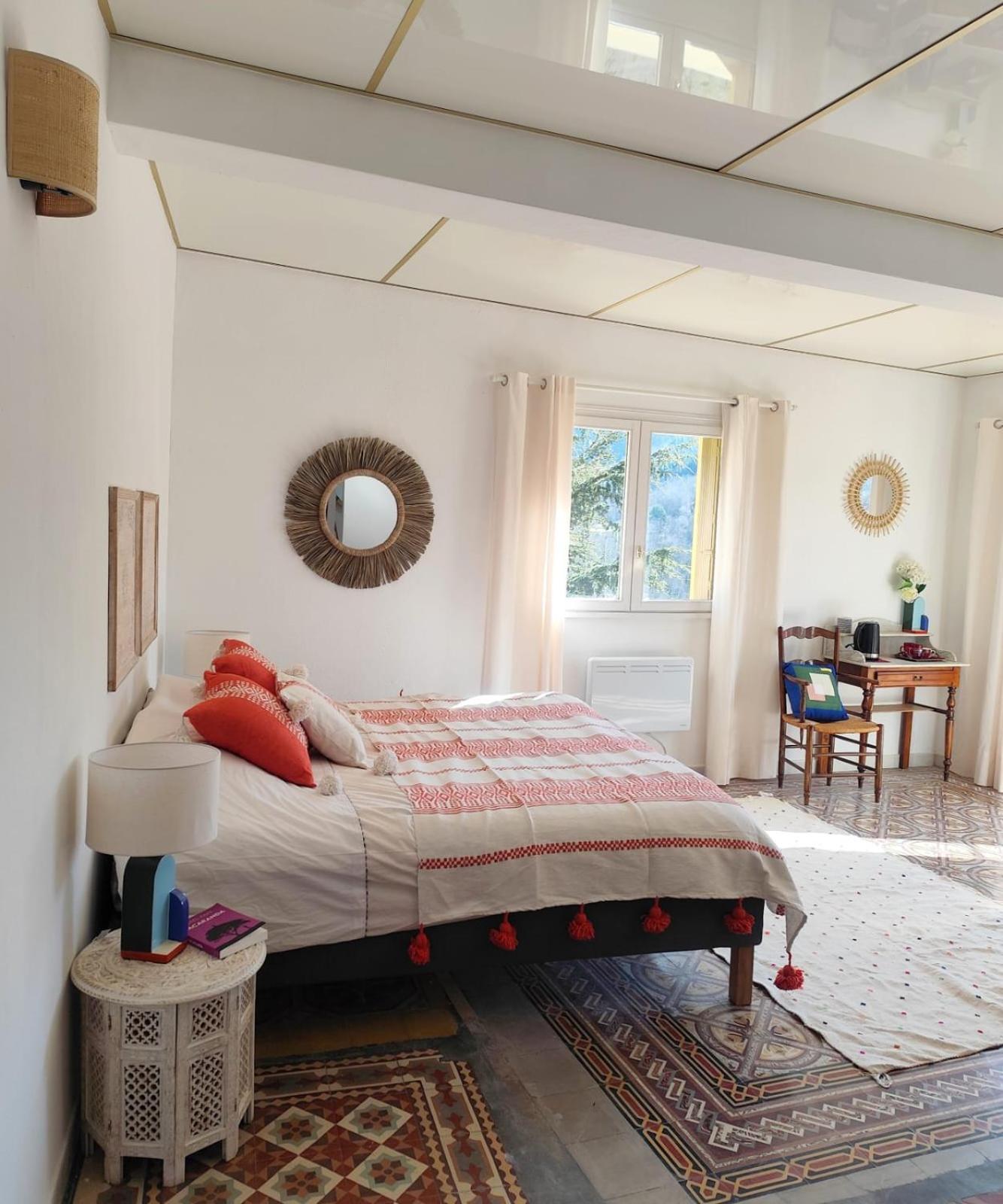Casa Louisa Bed and Breakfast Serralongue Exteriör bild